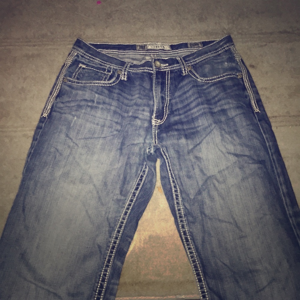 Men’s BKE Tyler jeans.
